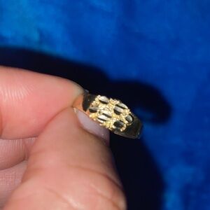 Women Pinky Nugget Ring 10k